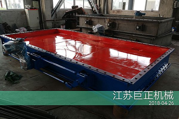 擋板門出庫發貨，打包完工出發了