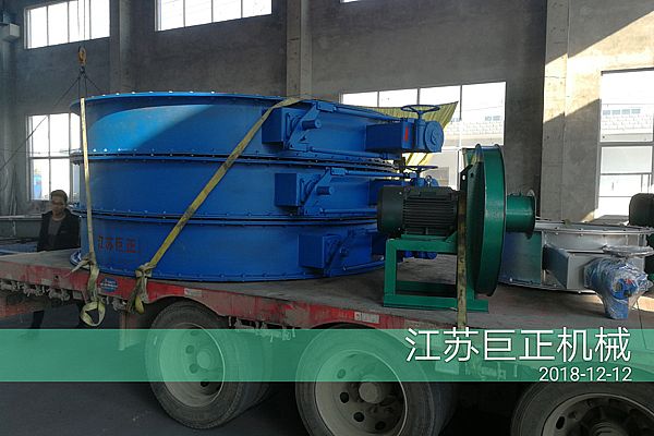 廈門客戶訂購的擋板門驗收合格，發貨準備中